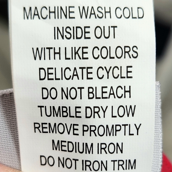 Adrian Delafield NWOT Pink Pearl Accent Front Neck Short Sleeve Top  Sz Medium - Picture 7 of 7